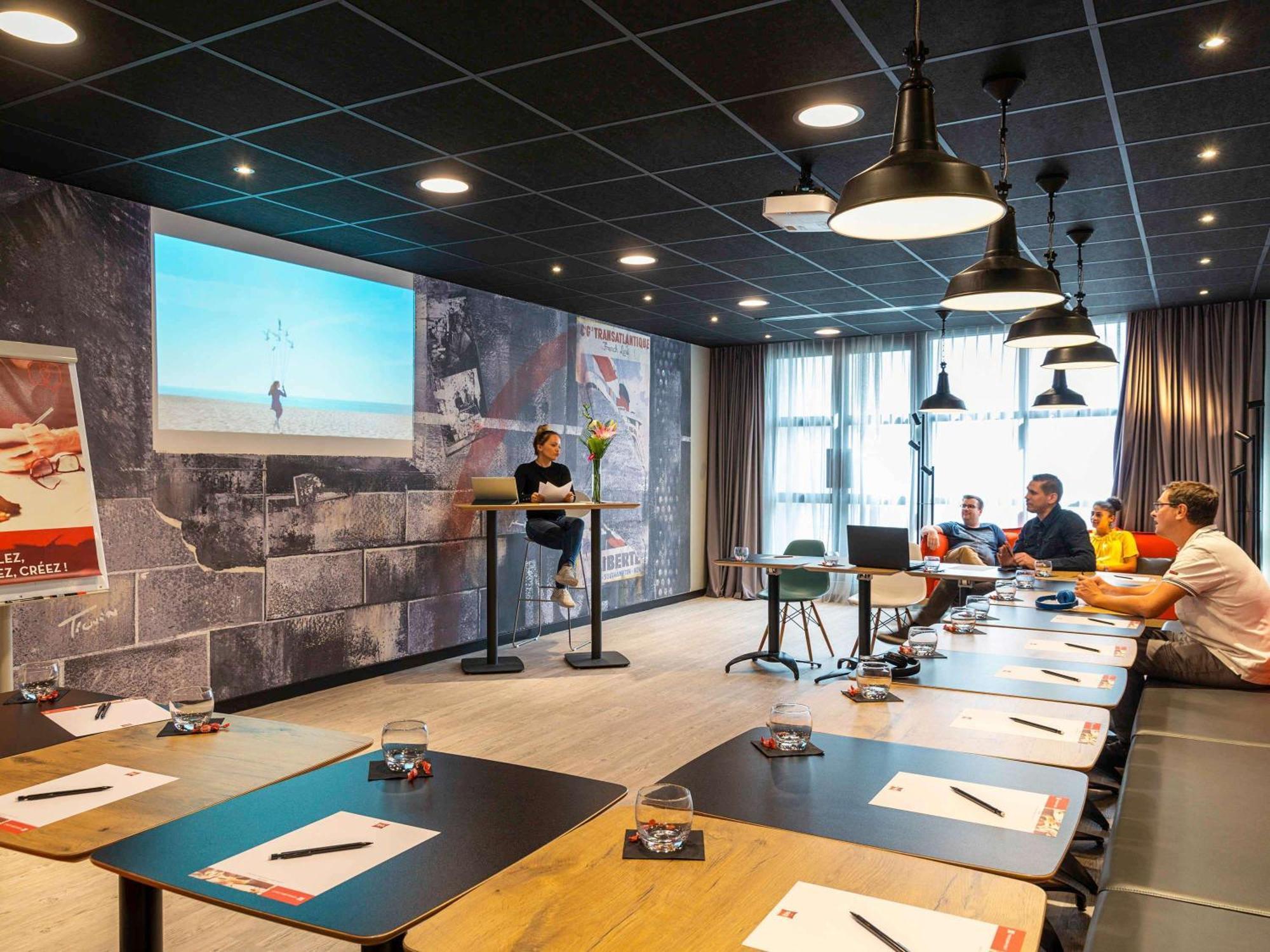Готель Ibis Le Havre Centre Екстер'єр фото